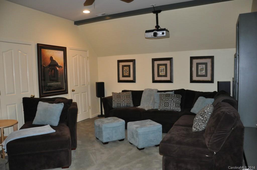 Hunter Oaks - Residential Lease