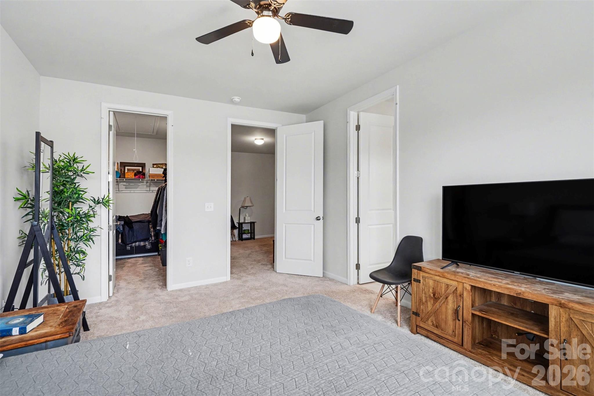 Pennant Square - Residential