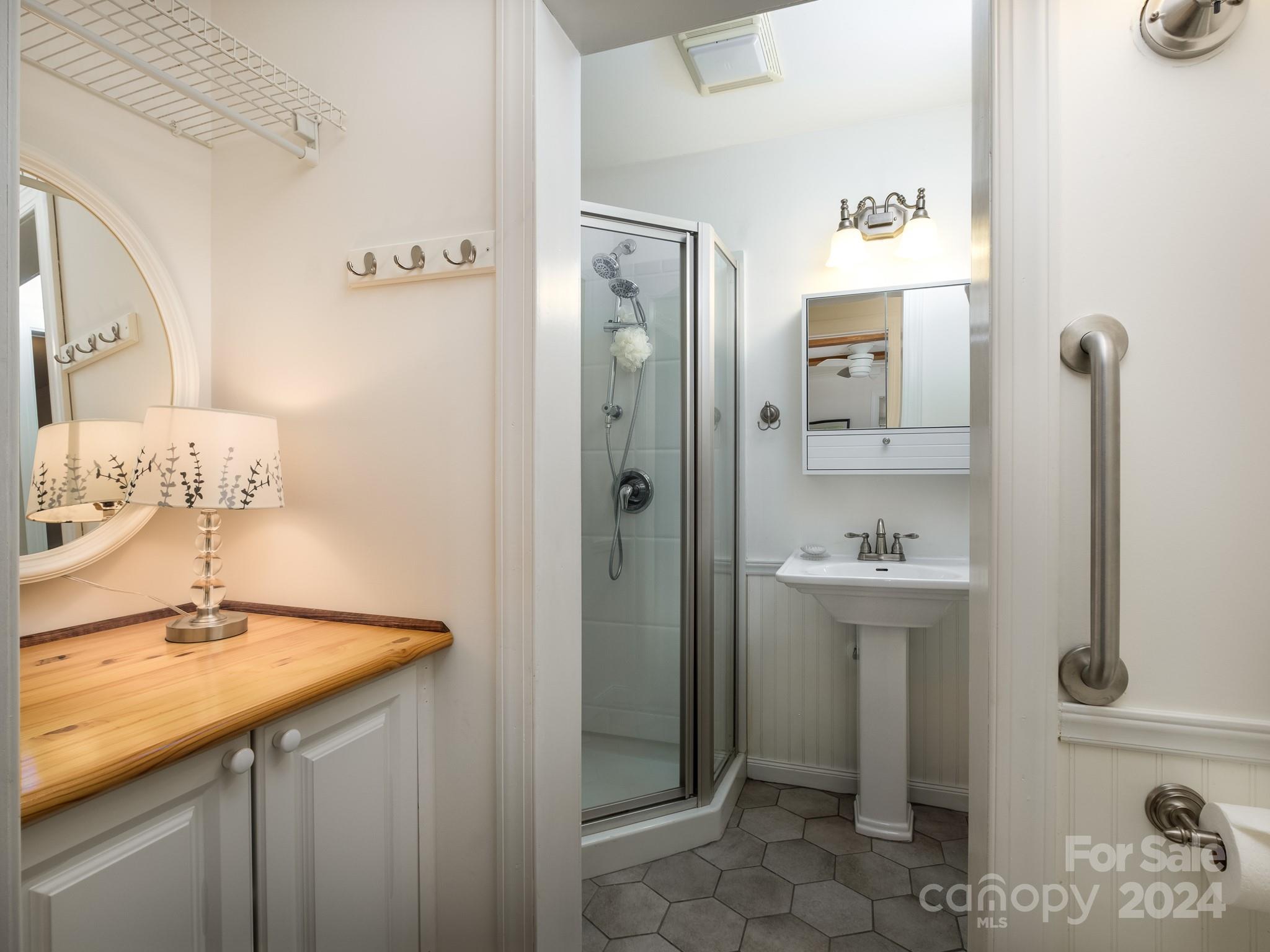 Connestee Falls - Residential