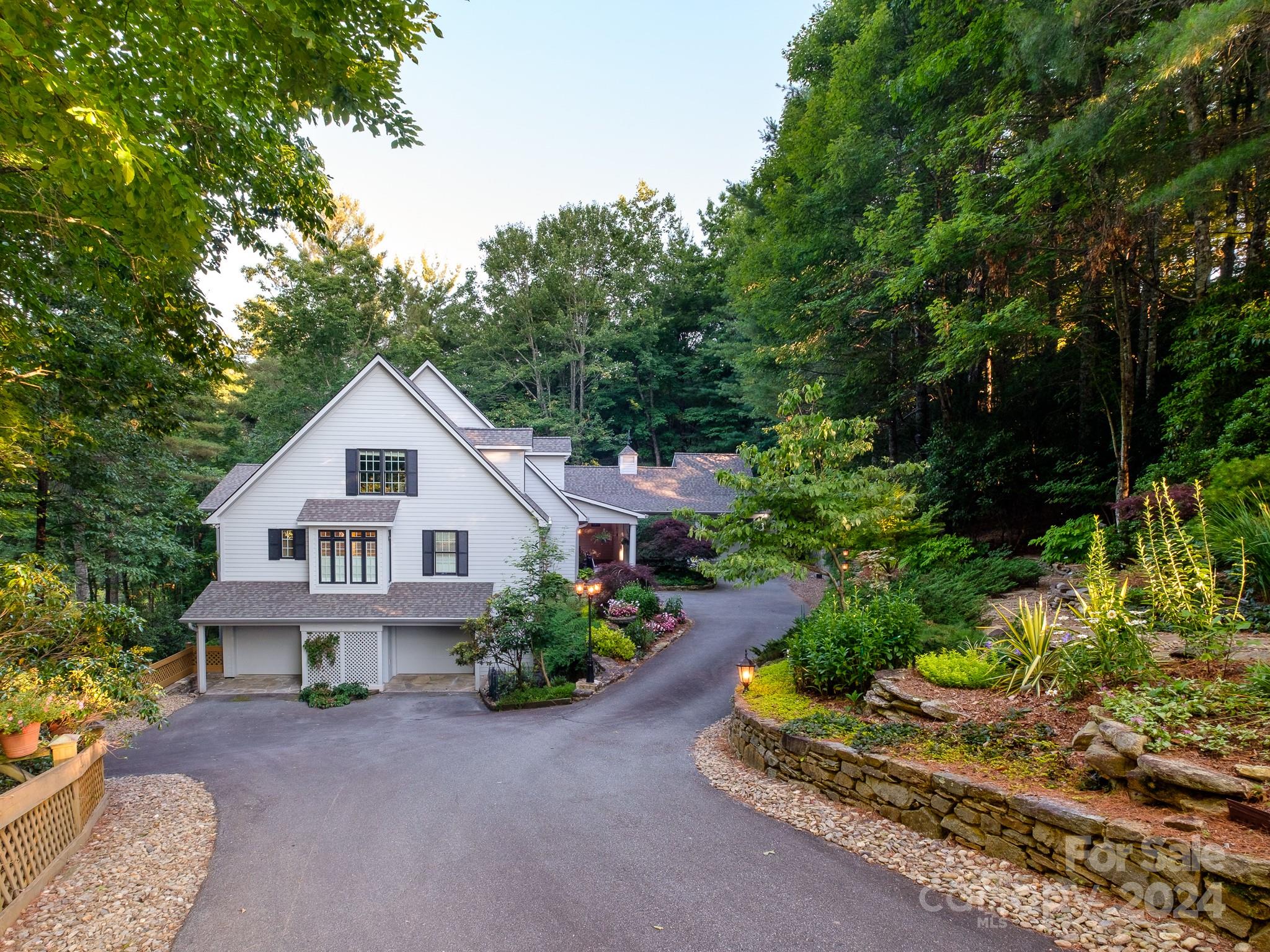 Connestee Falls - Residential