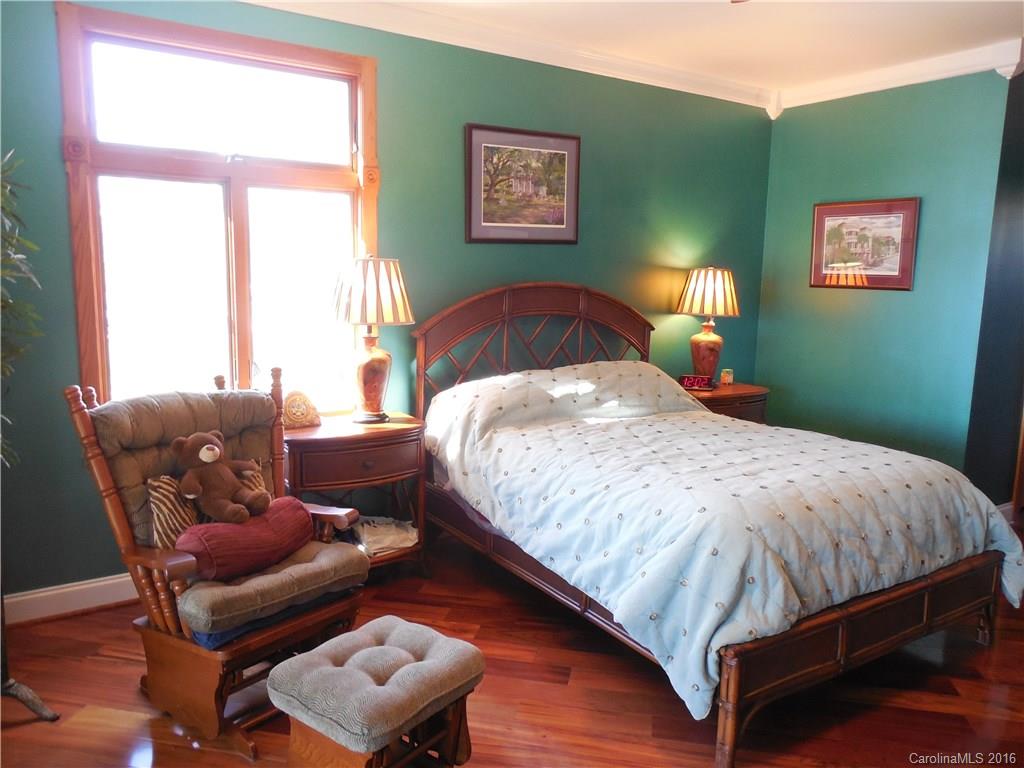 Lake Pointe - Residential