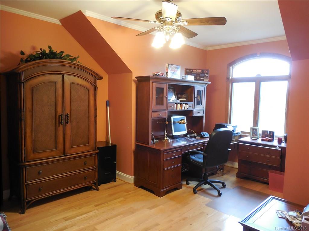 Lake Pointe - Residential