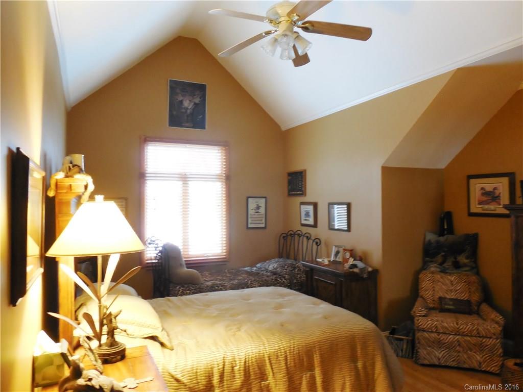 Lake Pointe - Residential