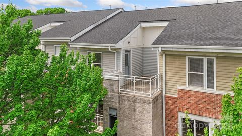 534 Donatello Avenue Charlotte NC 28205