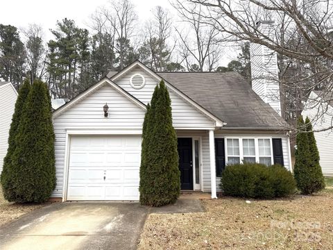 Photo of 6018 Patric Alan Court, Charlotte, NC 28216 (MLS # 4326420)