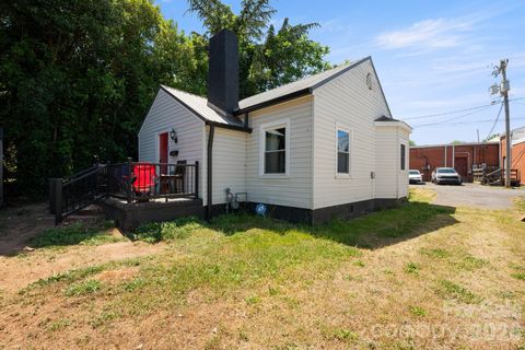 136 S Broadway Street Forest City NC 28043