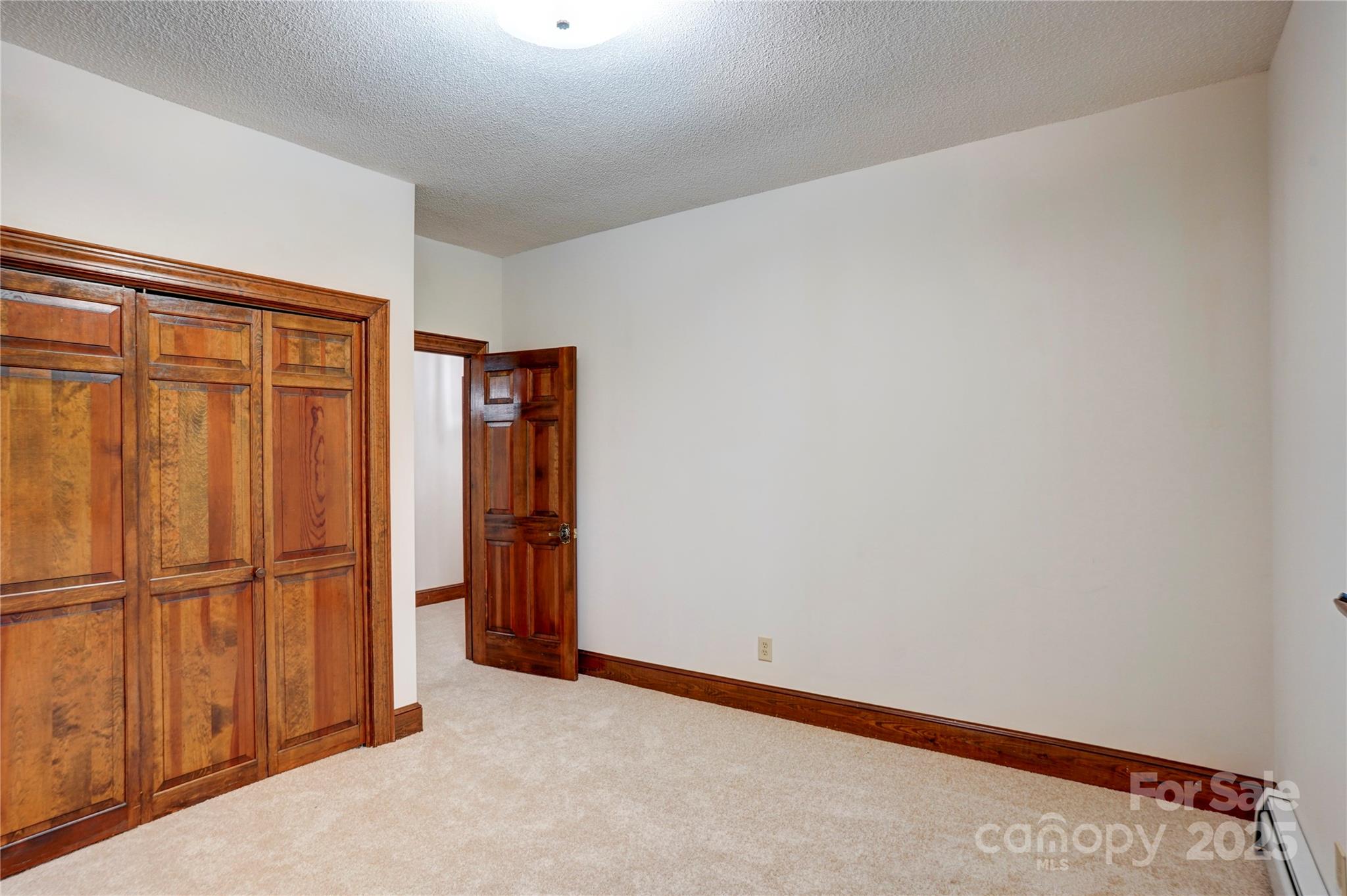 Luvine Hills - Residential