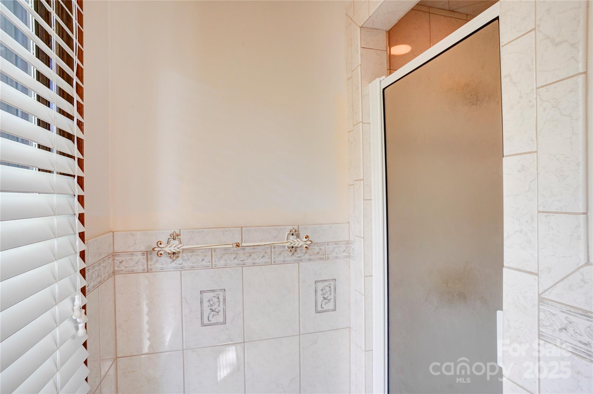 Luvine Hills - Residential