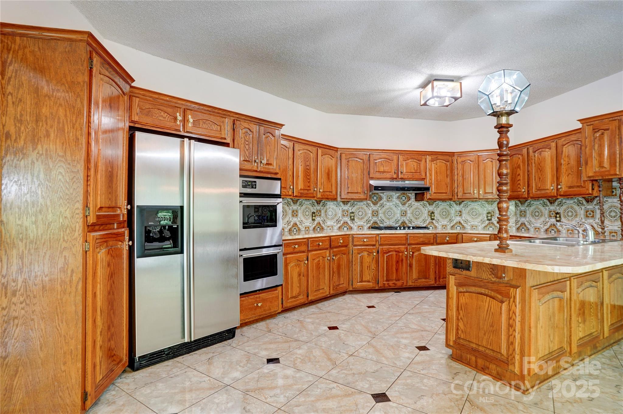 Luvine Hills - Residential