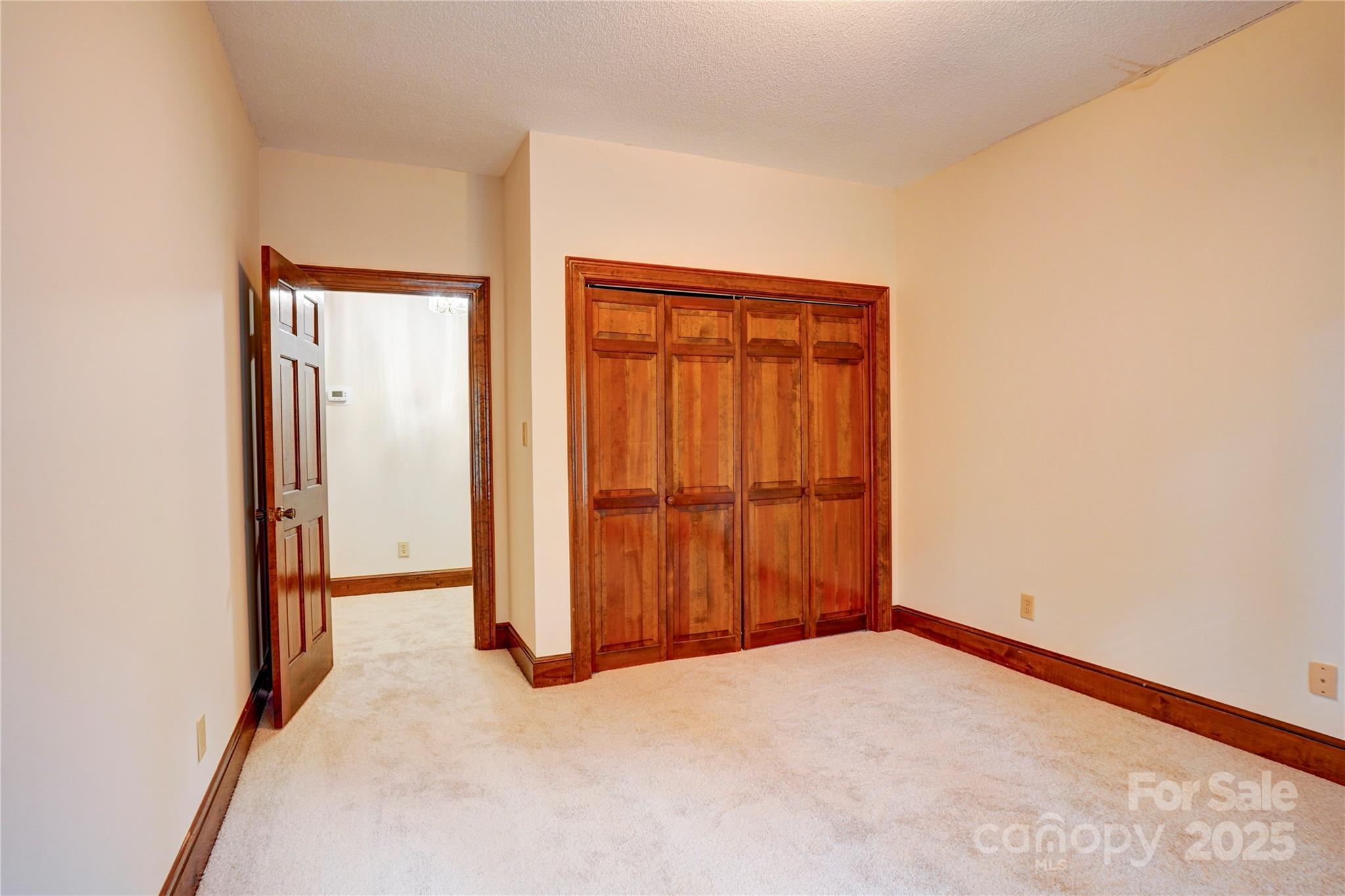 Luvine Hills - Residential