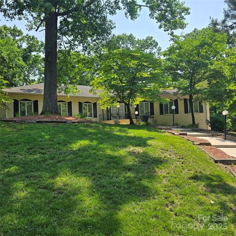 695 Knollcrest Drive NE Concord NC 28025