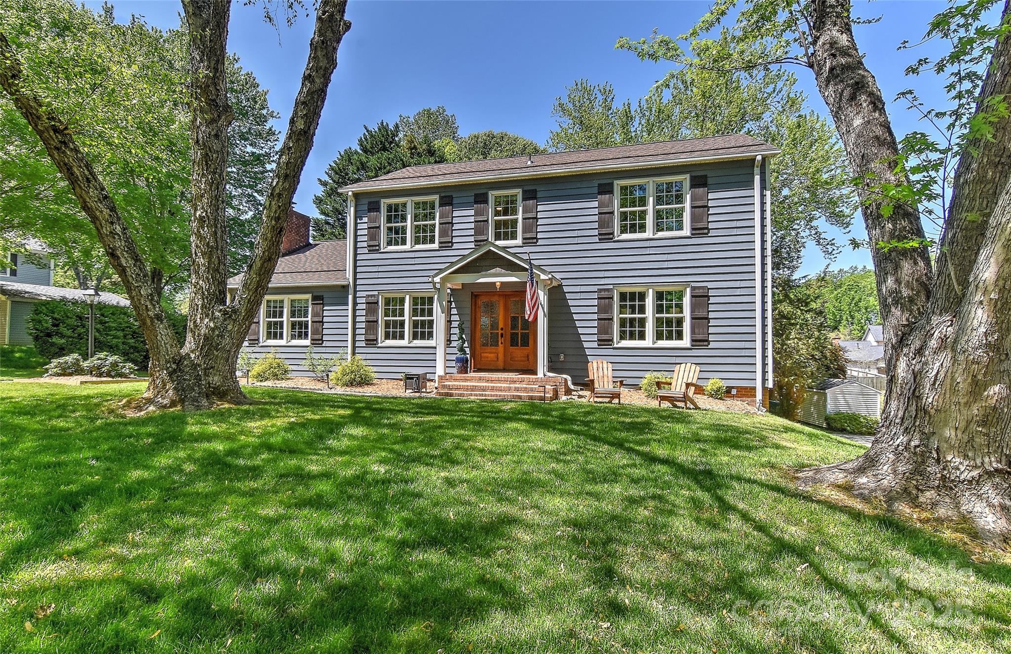 Charlotte, North Carolina 28270, United States, 5 Bedrooms Bedrooms, ,3 BathroomsBathrooms,Residential,Under Contract,110989