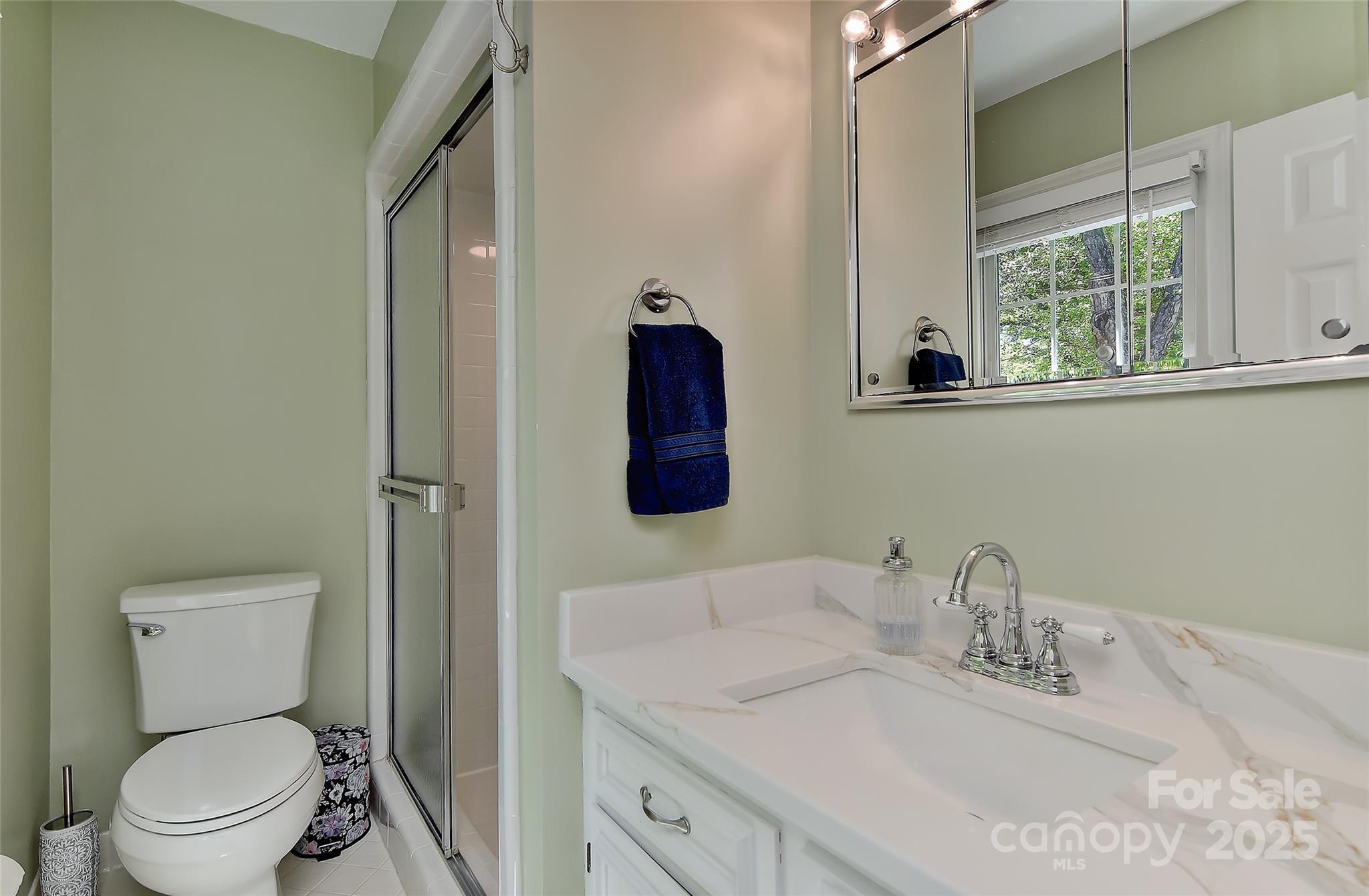 Charlotte, North Carolina 28270, United States, 5 Bedrooms Bedrooms, ,3 BathroomsBathrooms,Residential,Under Contract,110989