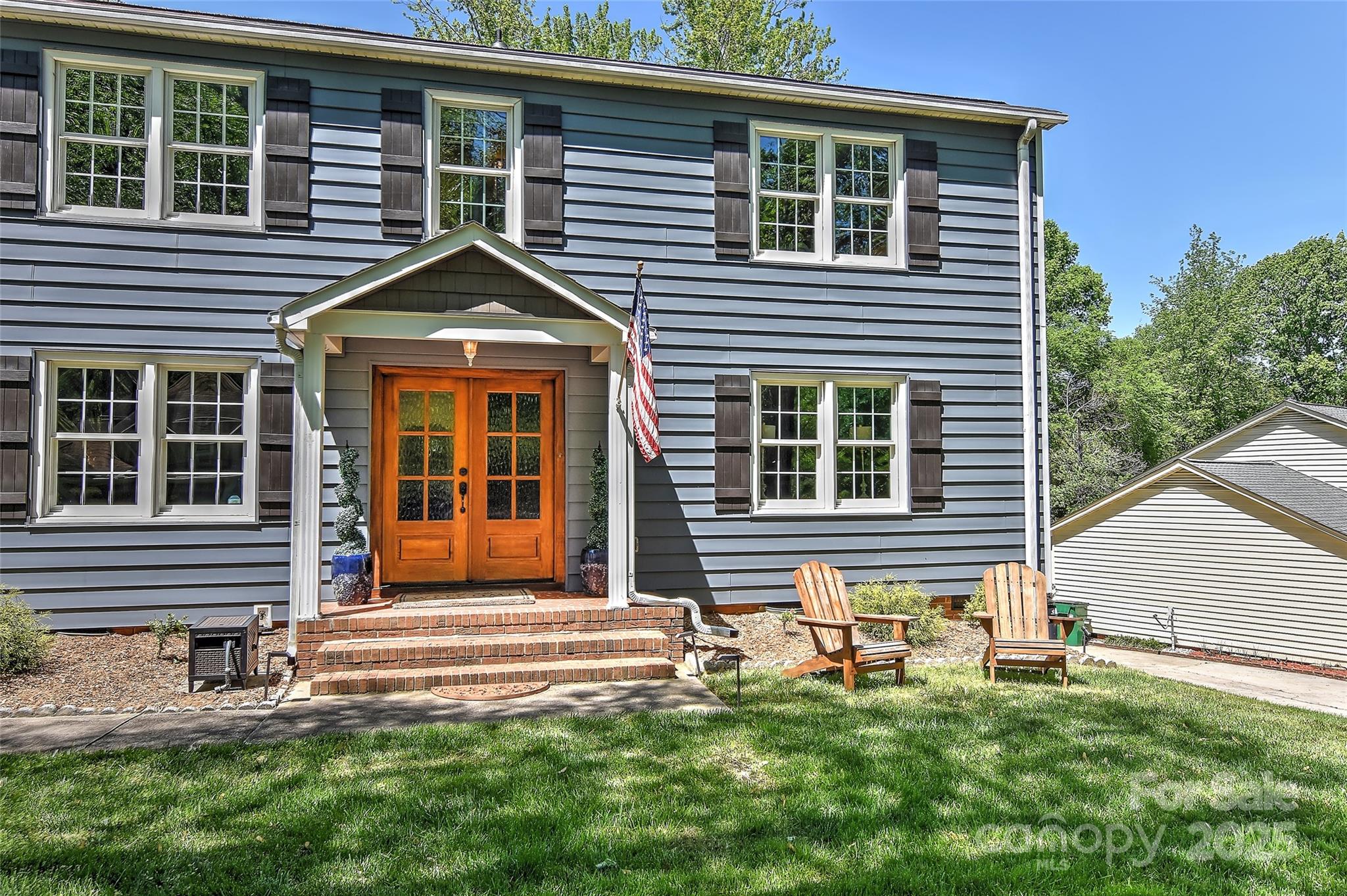 Charlotte, North Carolina 28270, United States, 5 Bedrooms Bedrooms, ,3 BathroomsBathrooms,Residential,Under Contract,110989