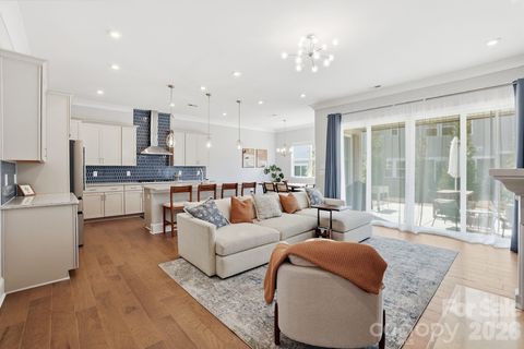 4131 Merkland Lane Charlotte NC 28226