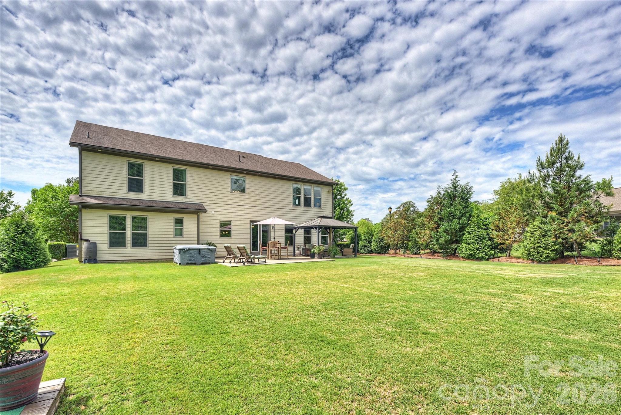 The Preserve At Riverchase - Residential