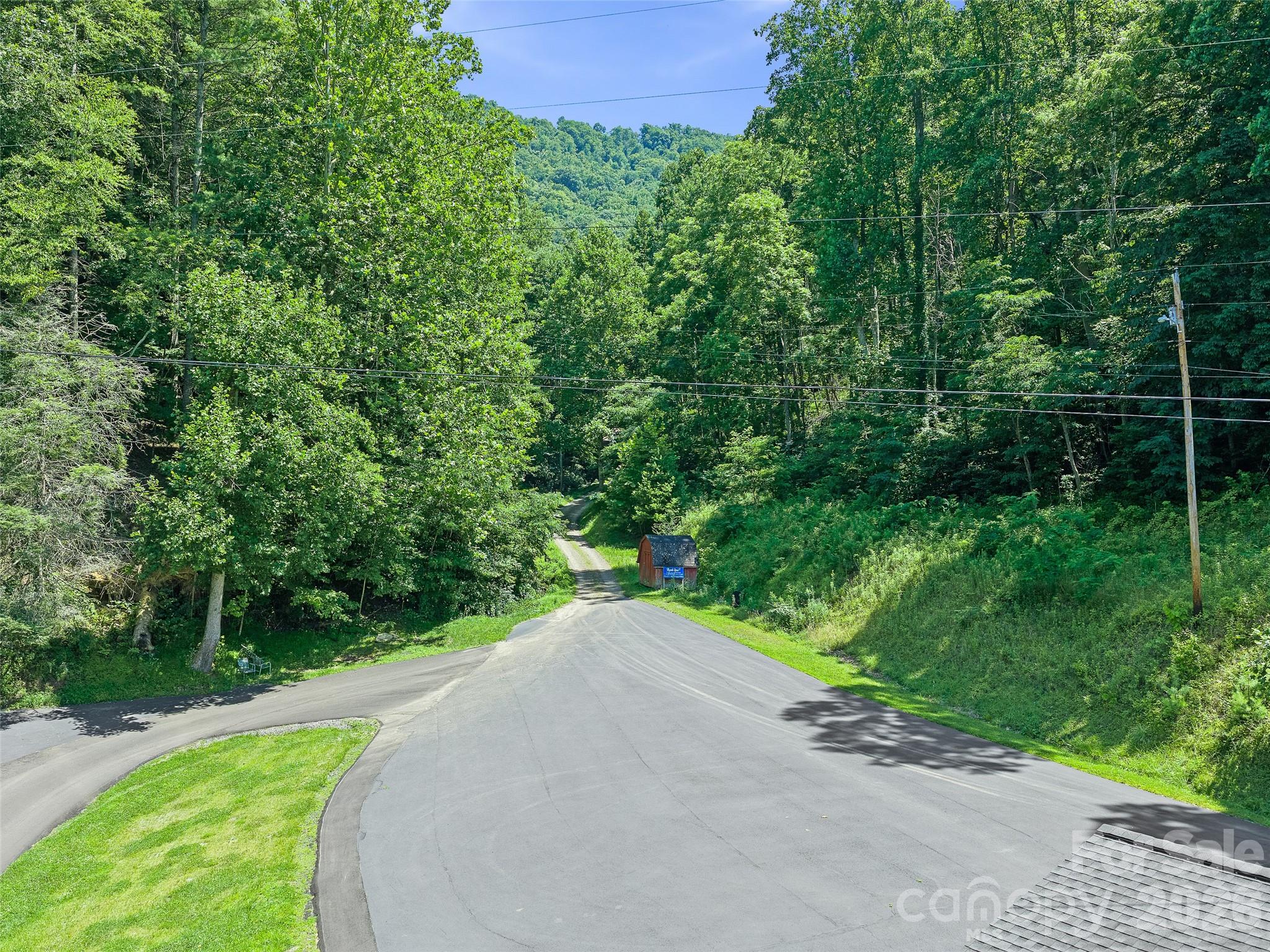 000 Sugar Creek Lane