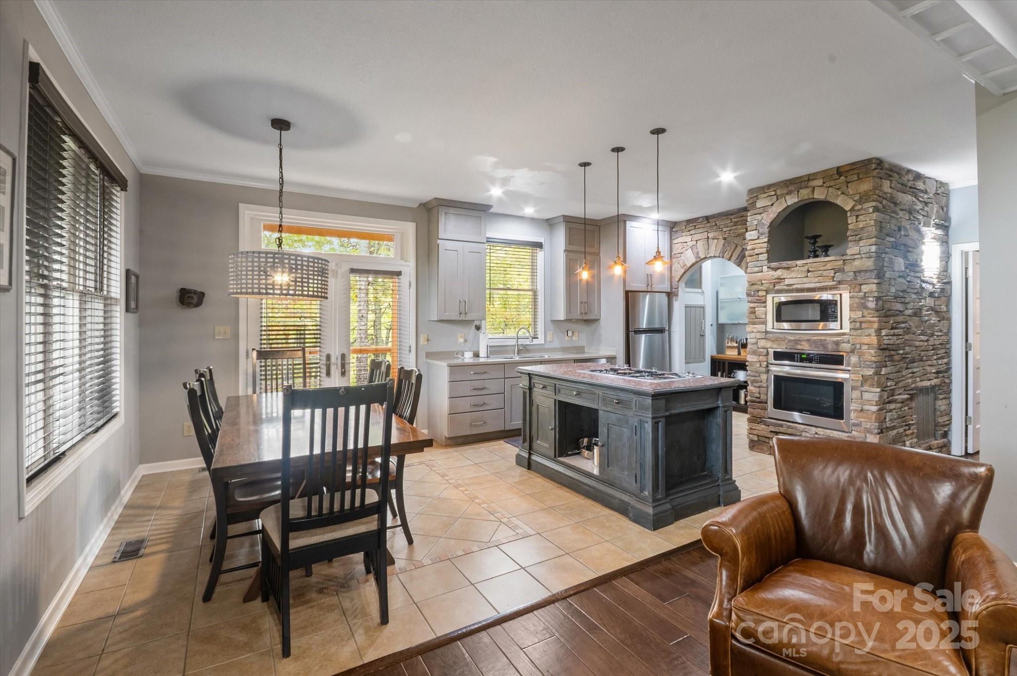 94 Davey Crockett Road
