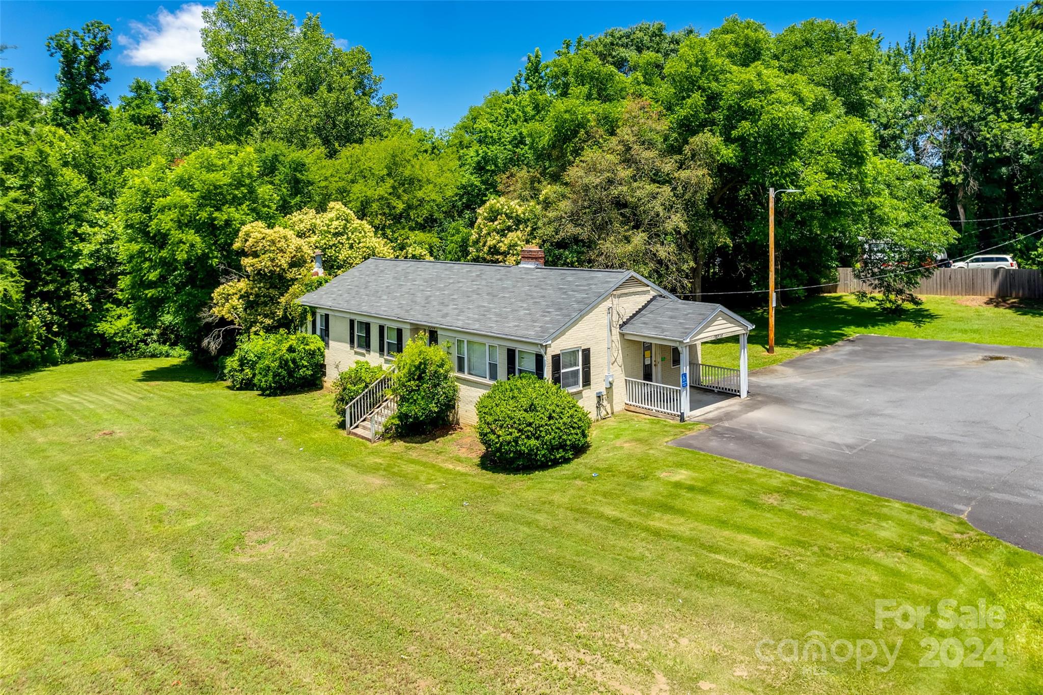 Dutchman Heights - Residential