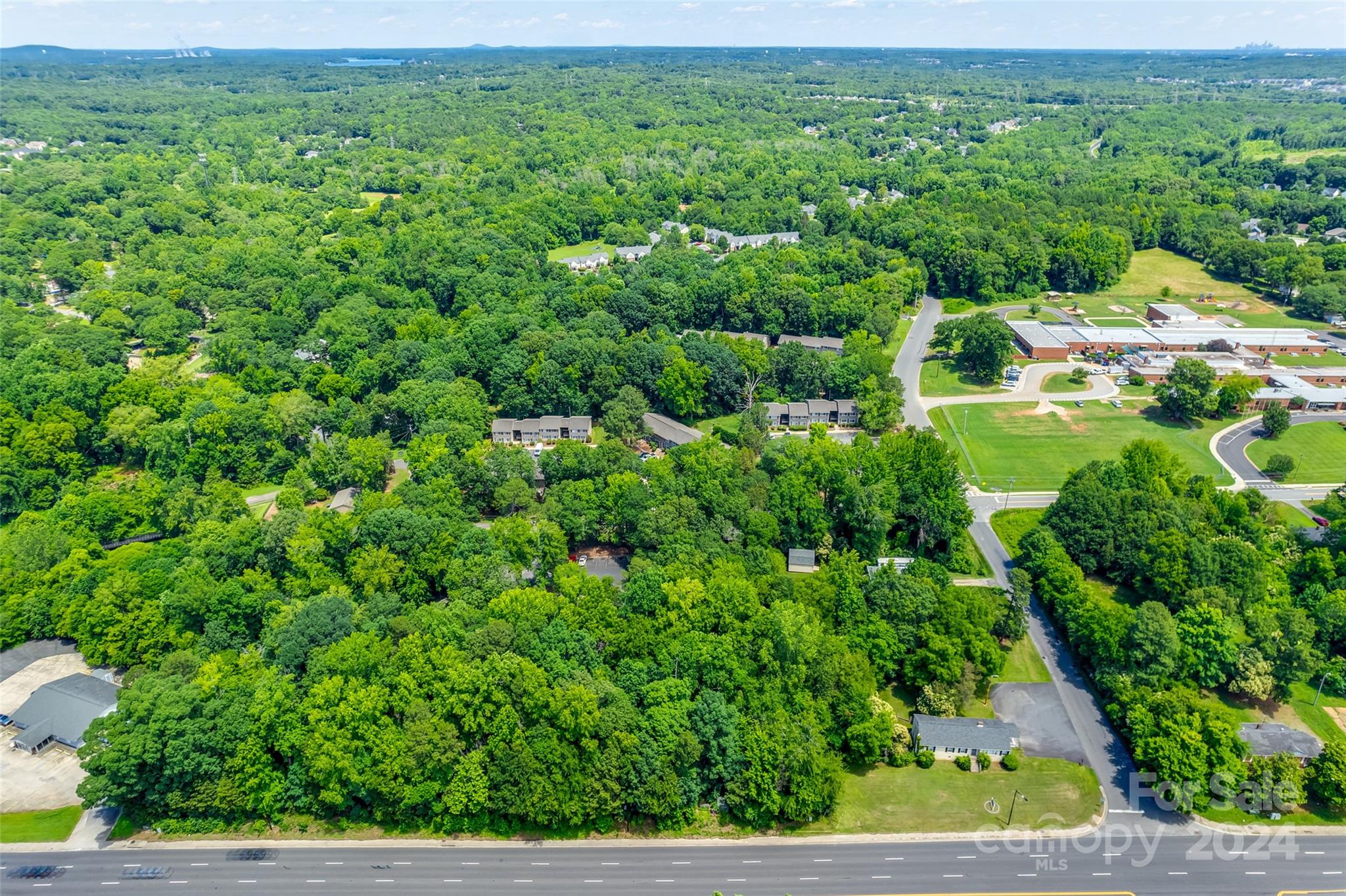 Dutchman Heights - Residential