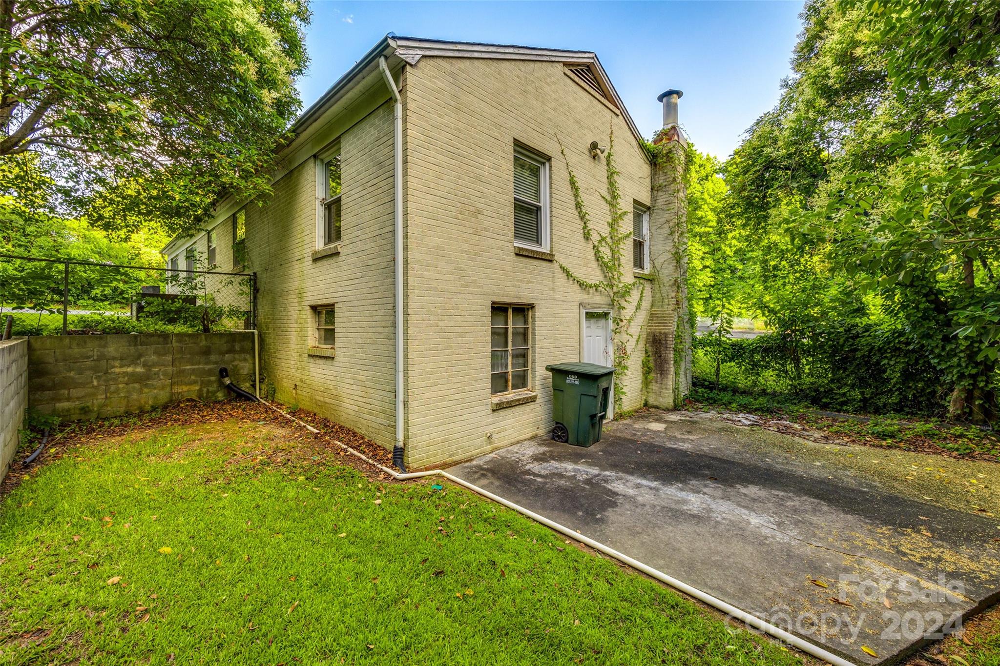 Dutchman Heights - Residential