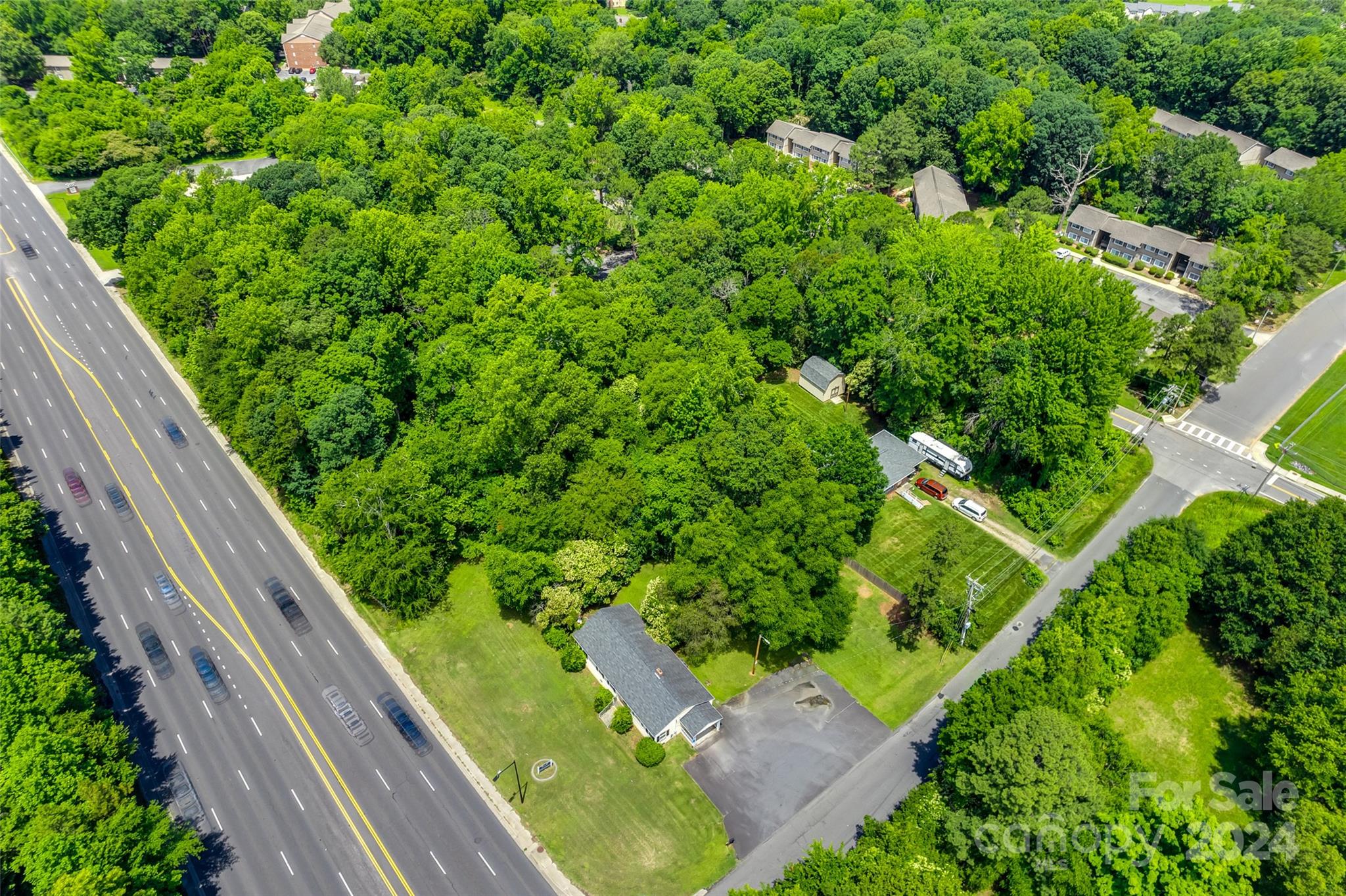 Dutchman Heights - Residential