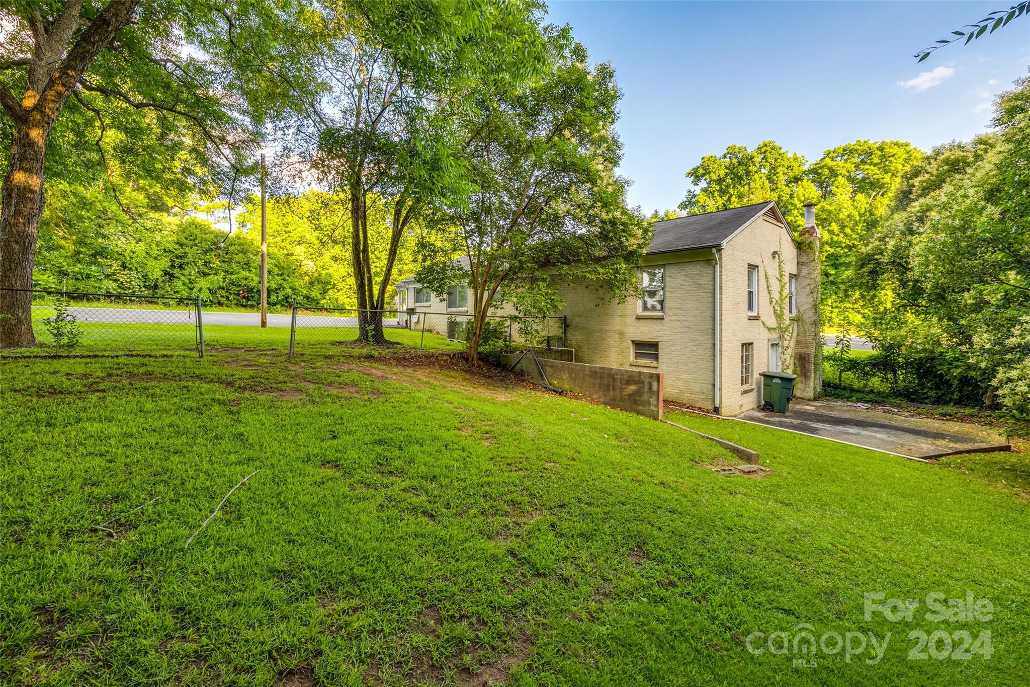 Dutchman Heights - Residential