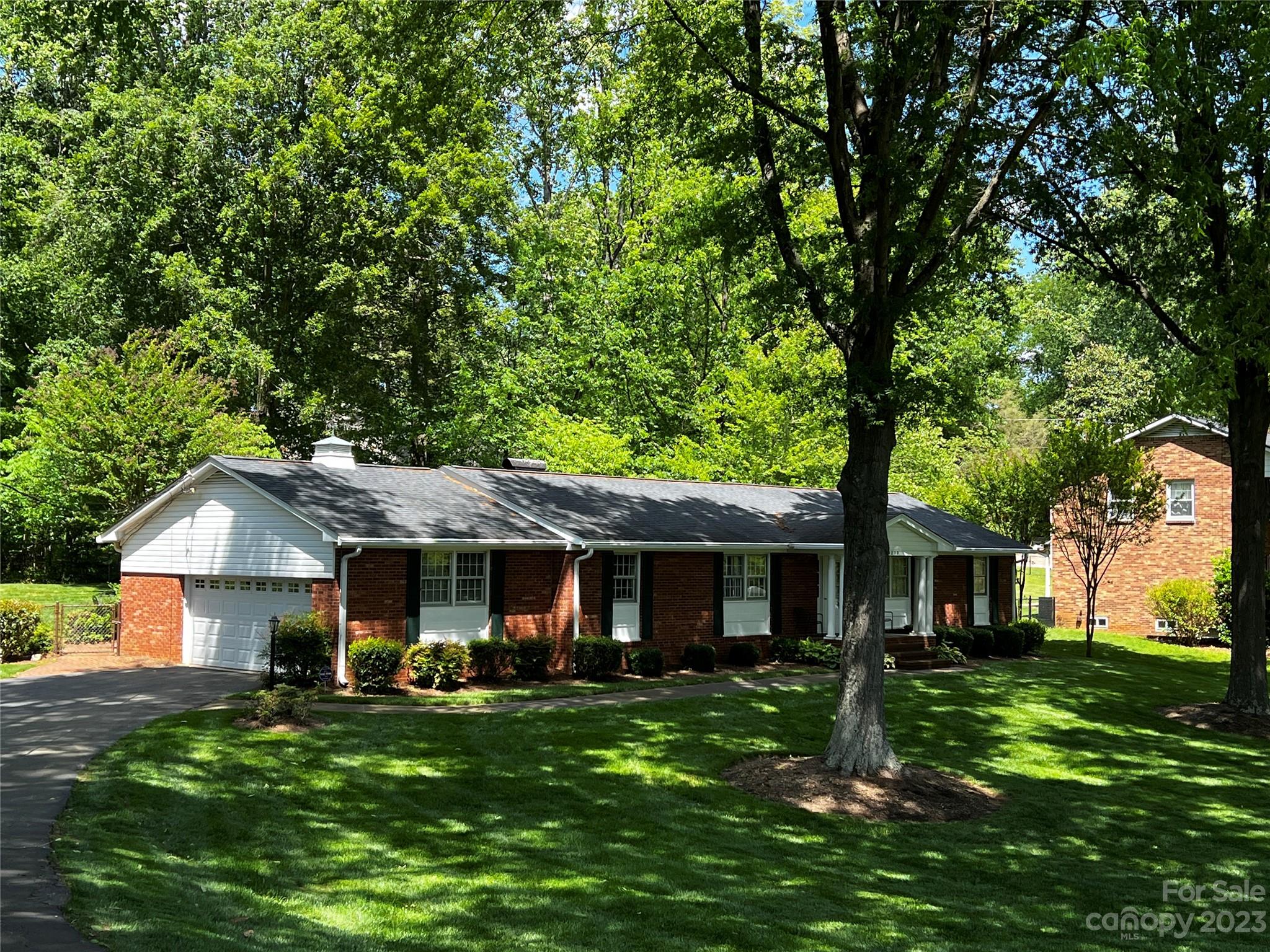 Meadowbrook - Residential