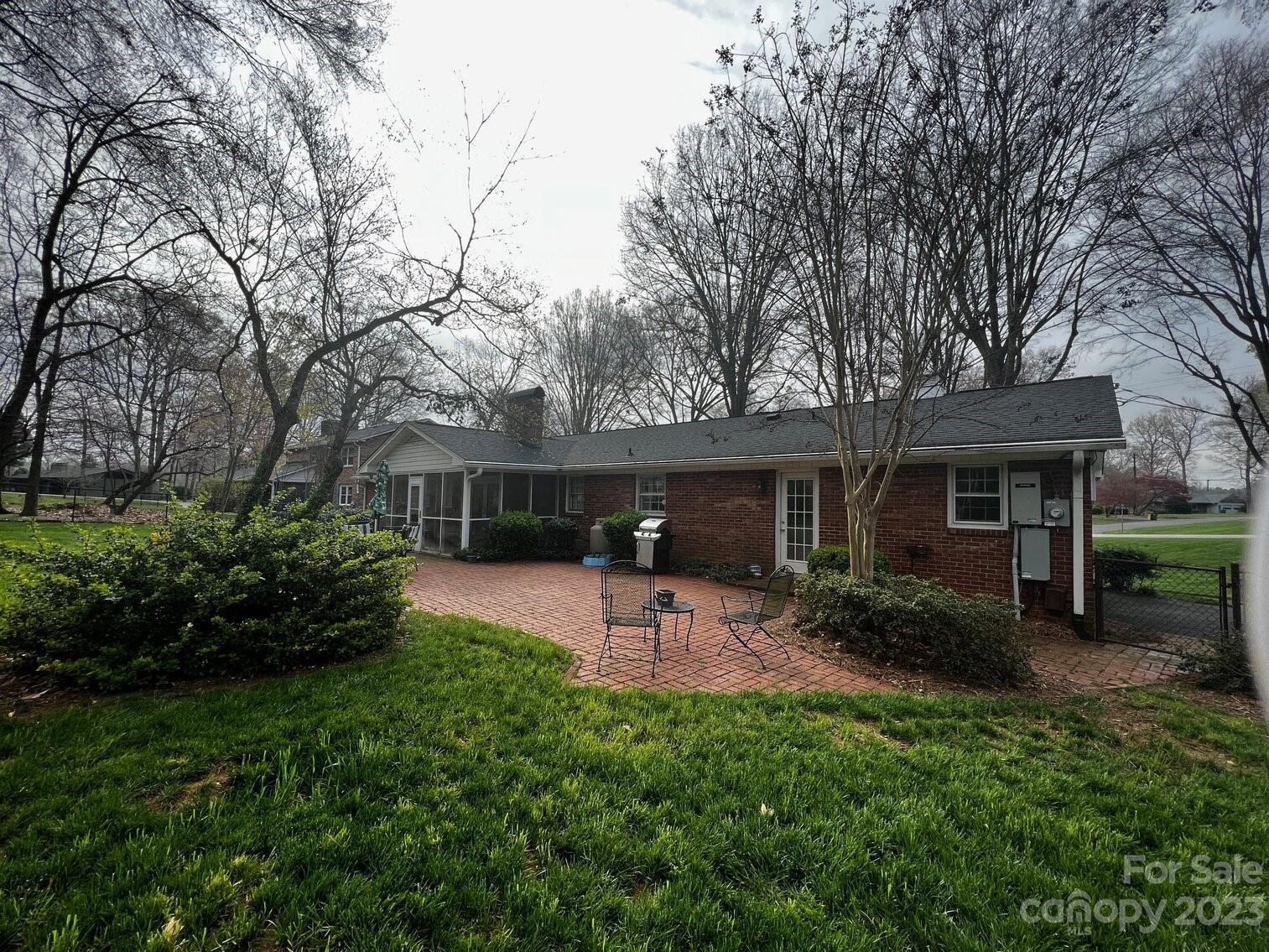 Meadowbrook - Residential