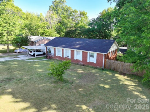 Photo of 4131 Woodgreen Terrace, Charlotte, NC 28205 (MLS # 4415614)