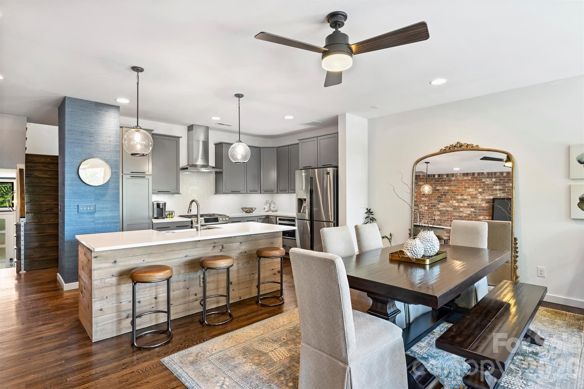 The Arts District - Residential
