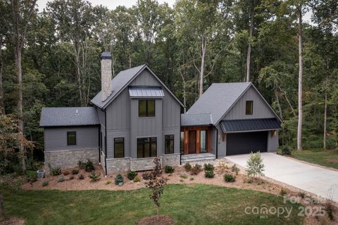 25 Ted Linn Drive Fairview NC 28730