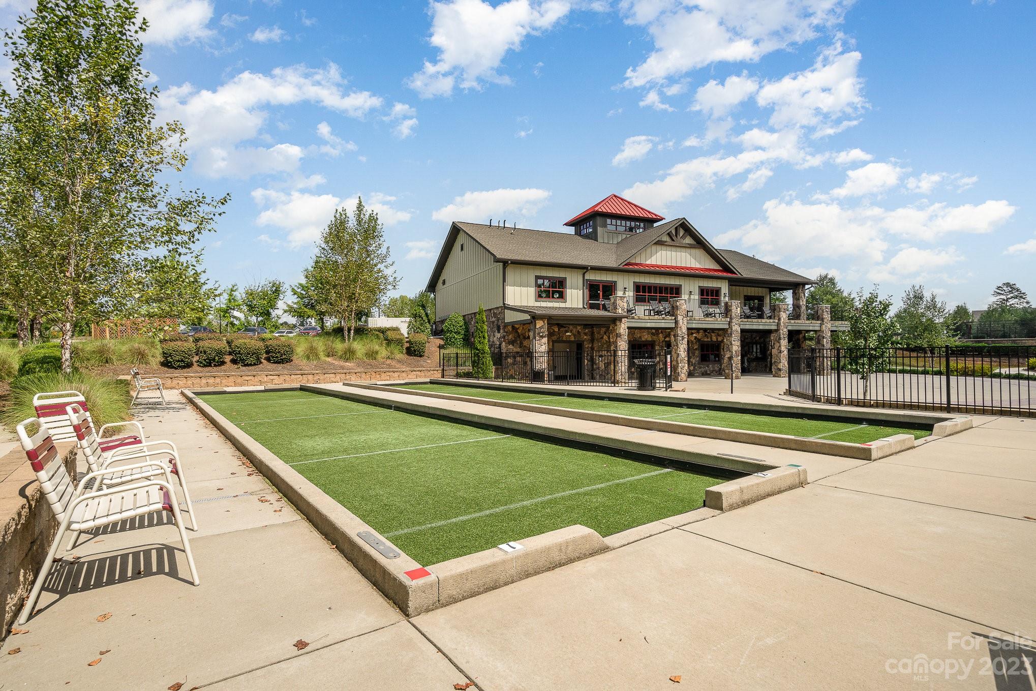 Tree Tops - Residential