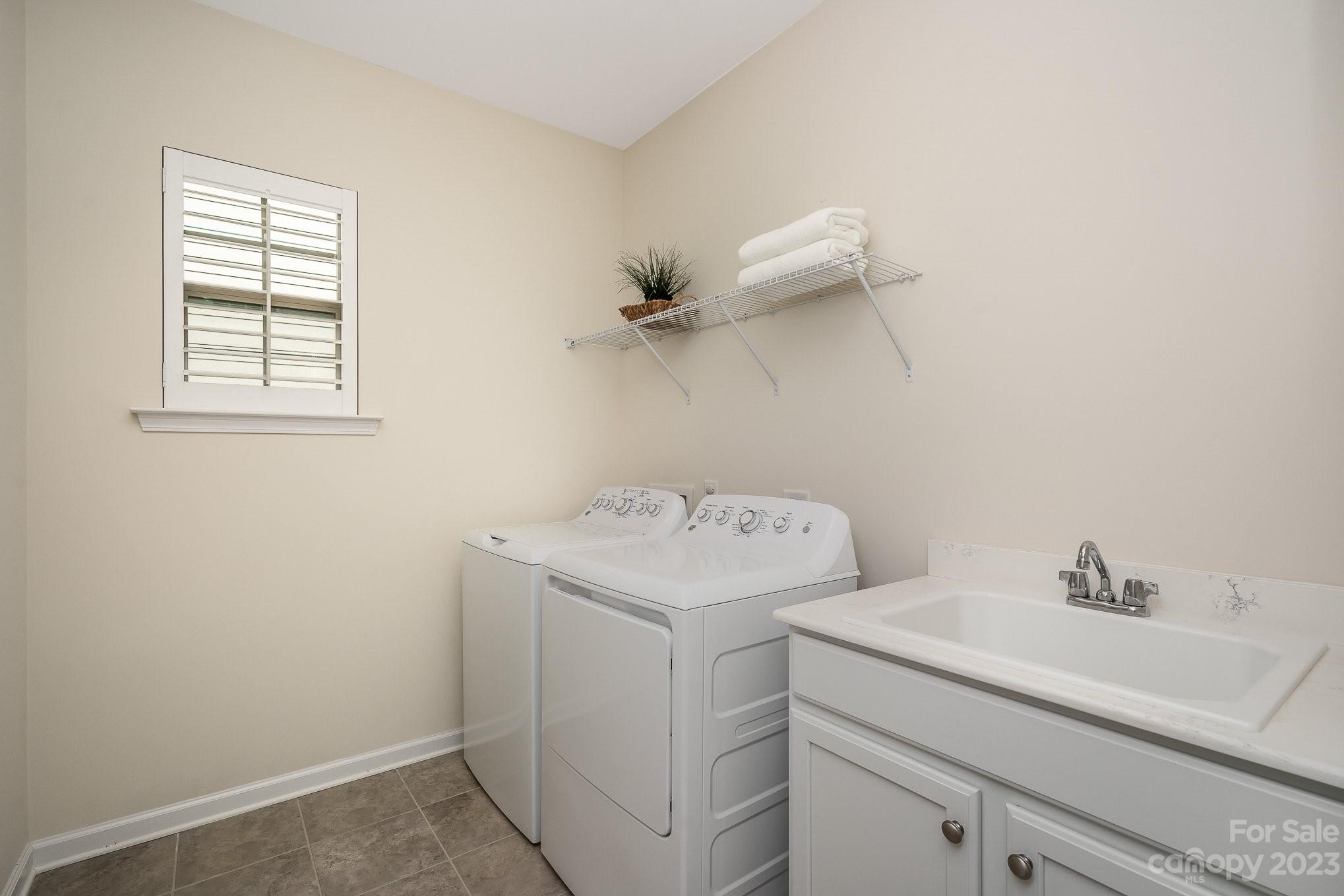 Tree Tops - Residential