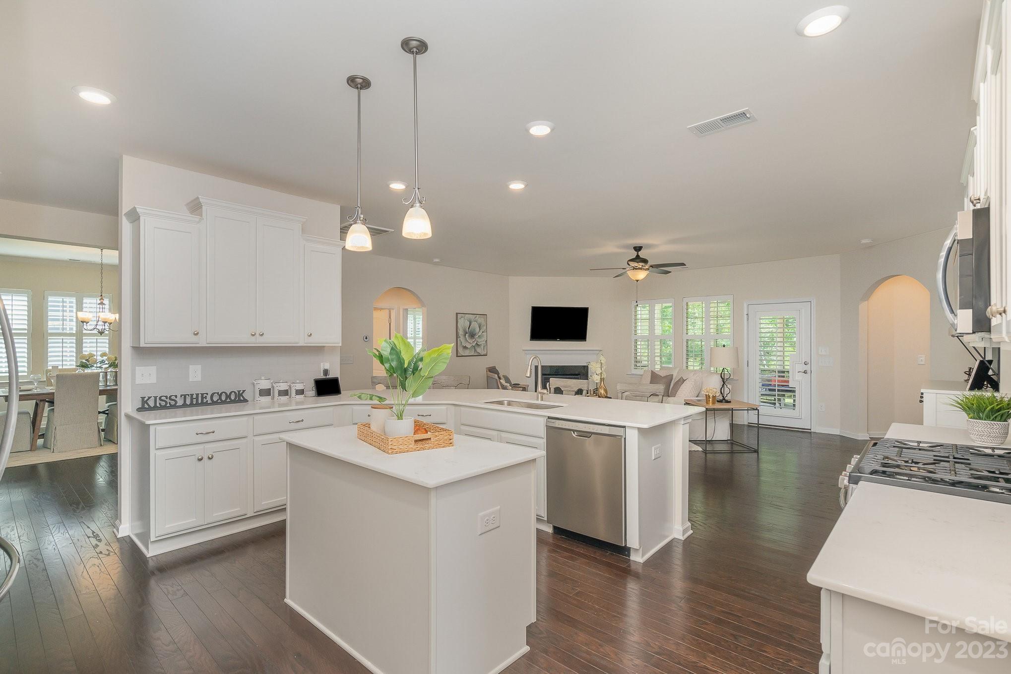 Tree Tops - Residential