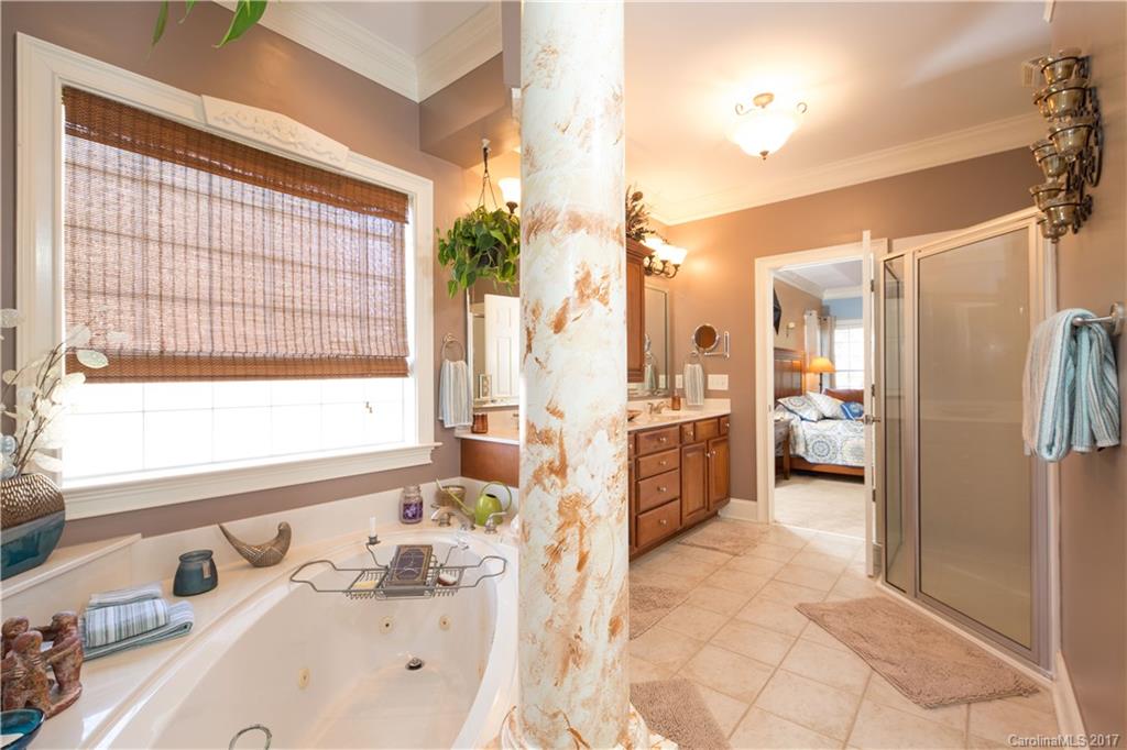 Laurel Creek - Residential