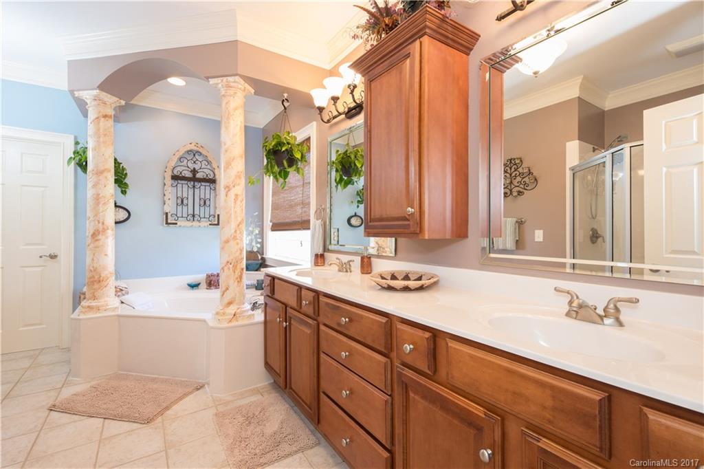 Laurel Creek - Residential