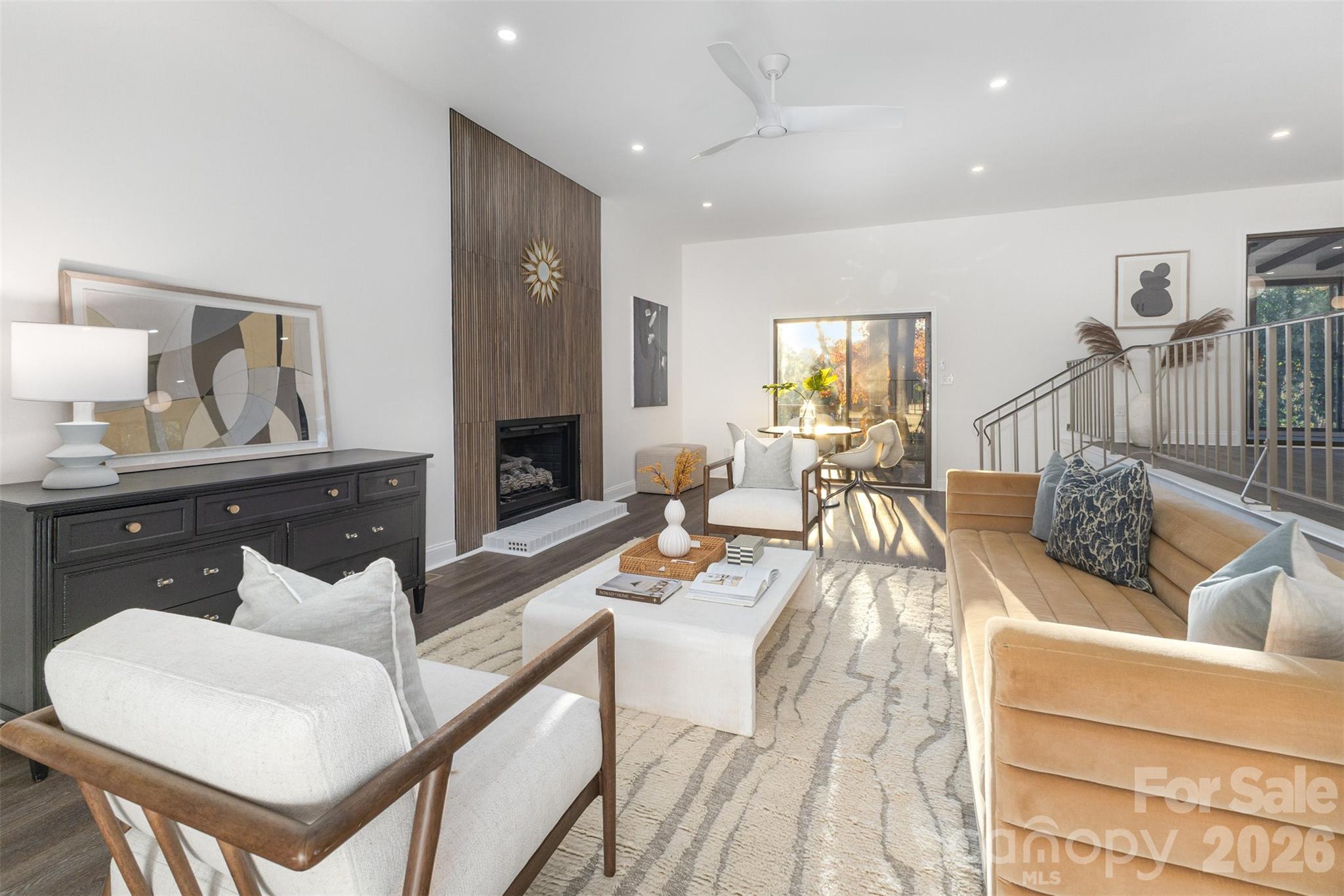 Tega Cay - Residential