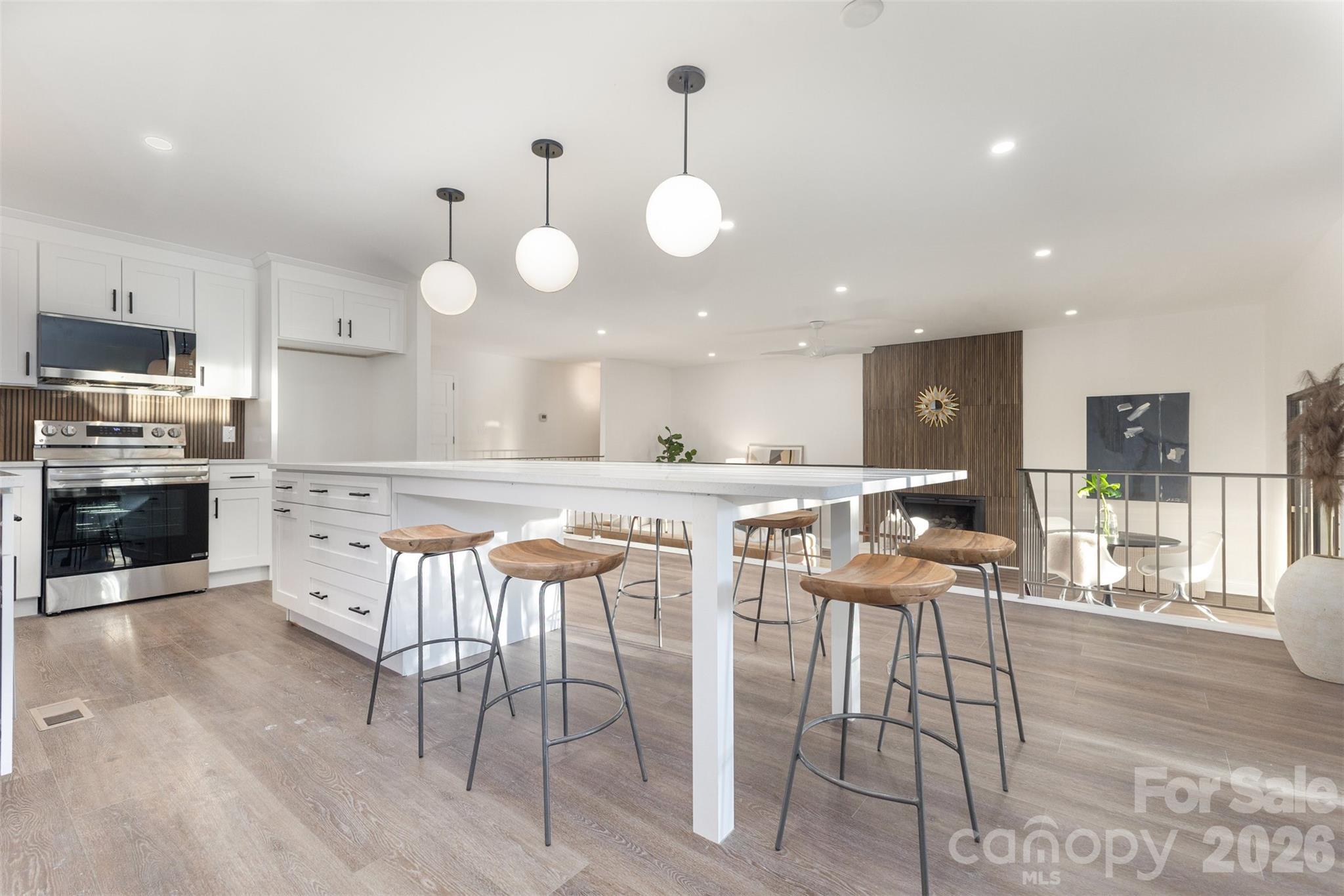 Tega Cay - Residential