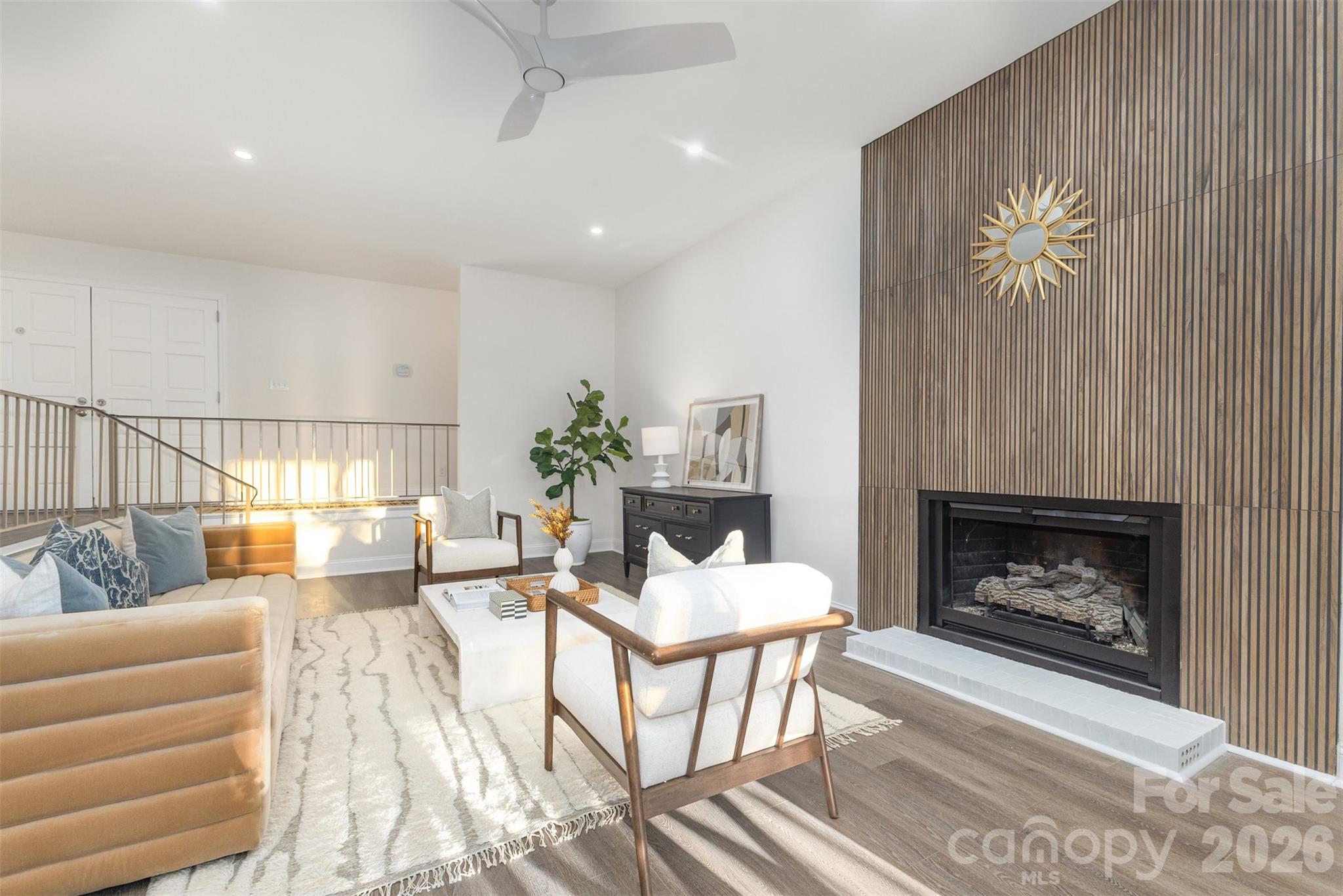 Tega Cay - Residential