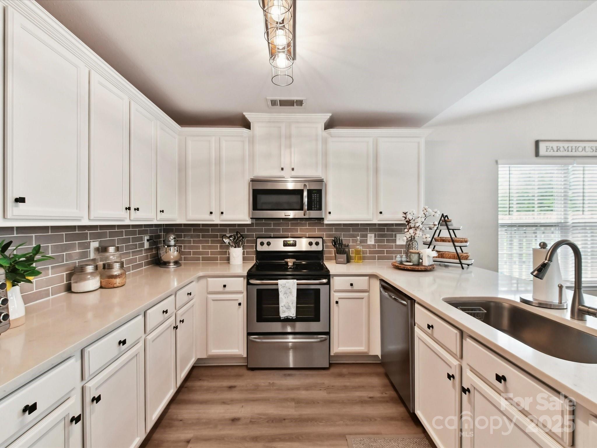 Reid Pointe - Residential