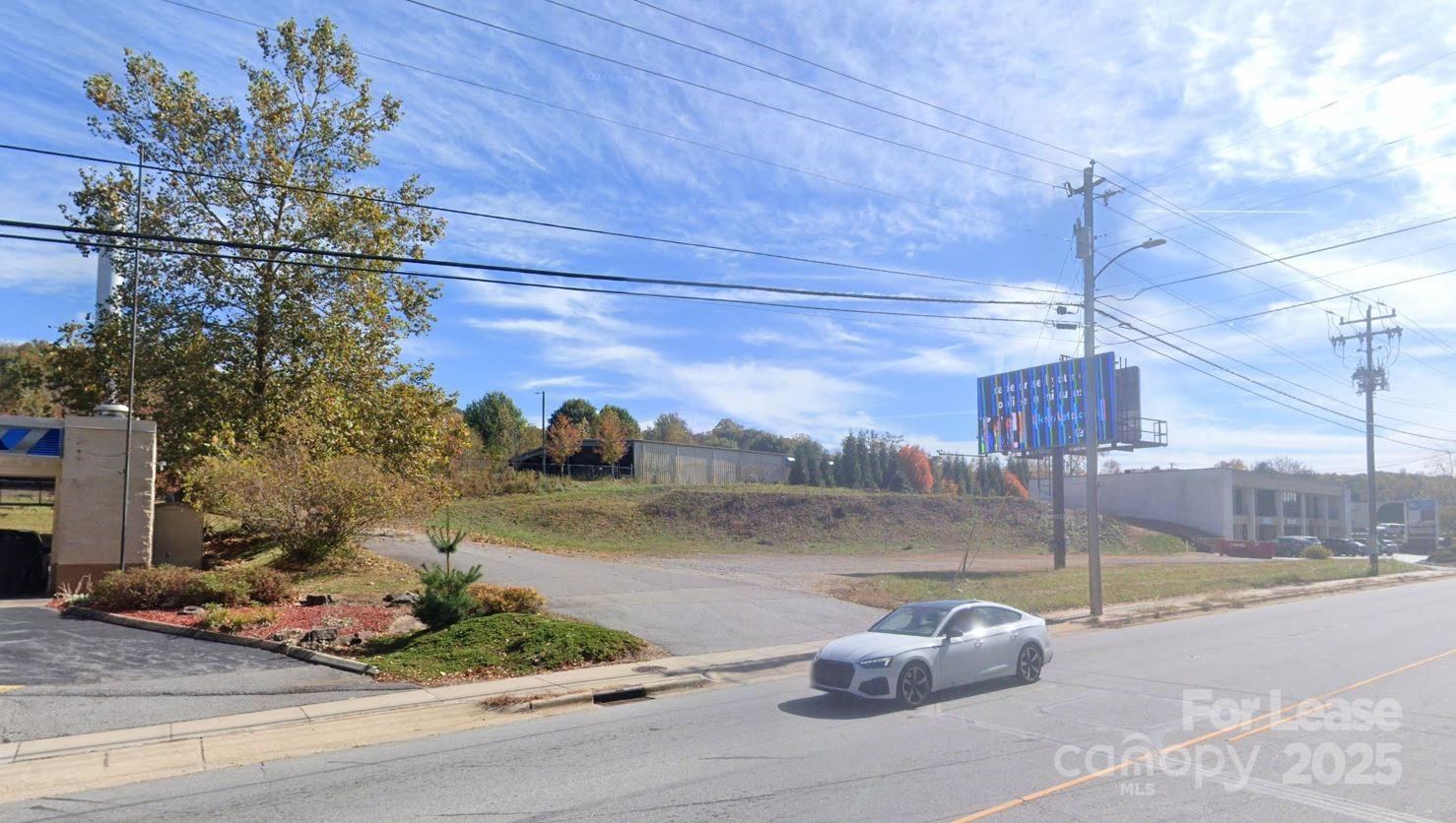 1260 Hendersonville Road