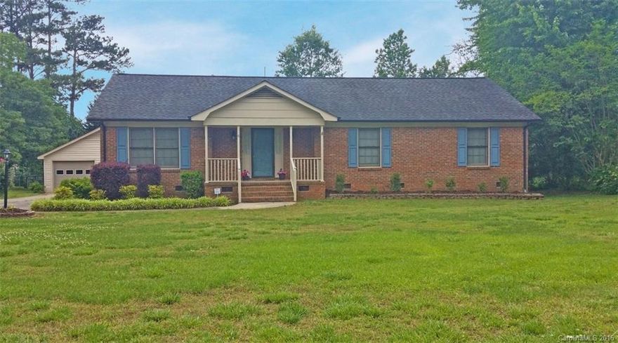 Ranch style, all brick home on a half-acre level lot. 2 car detached garage. Large eat-in kitchen. Huge great room with fireplace. Master bedroom with walk-in closet. Large deck across back of home. Partially fenced rear yard. Convenient to schools, shopping and hospital. Gas pack is 2014. Roof is 2005.