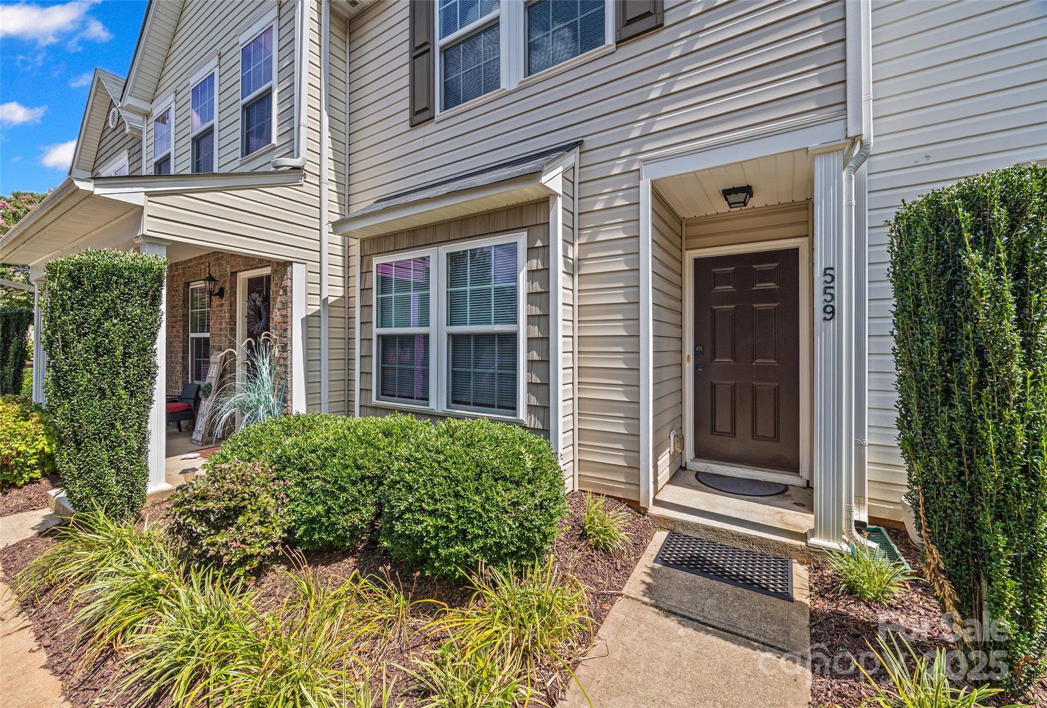 559 Fawnborough Court