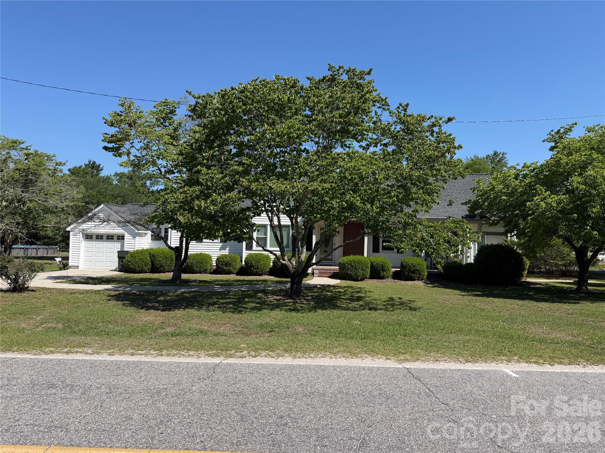 202 W Stevens Drive