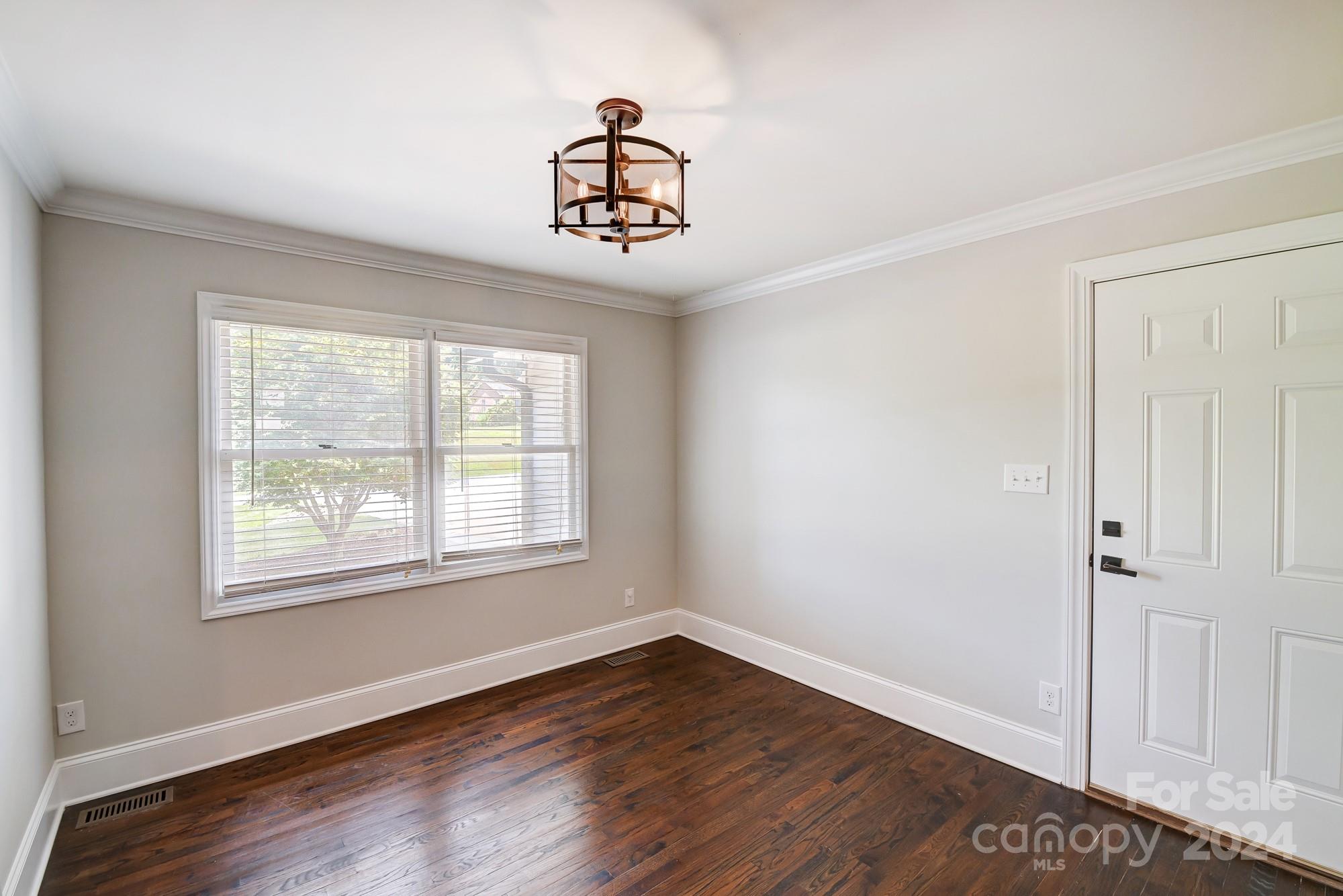 Lincoln Forest - Residential