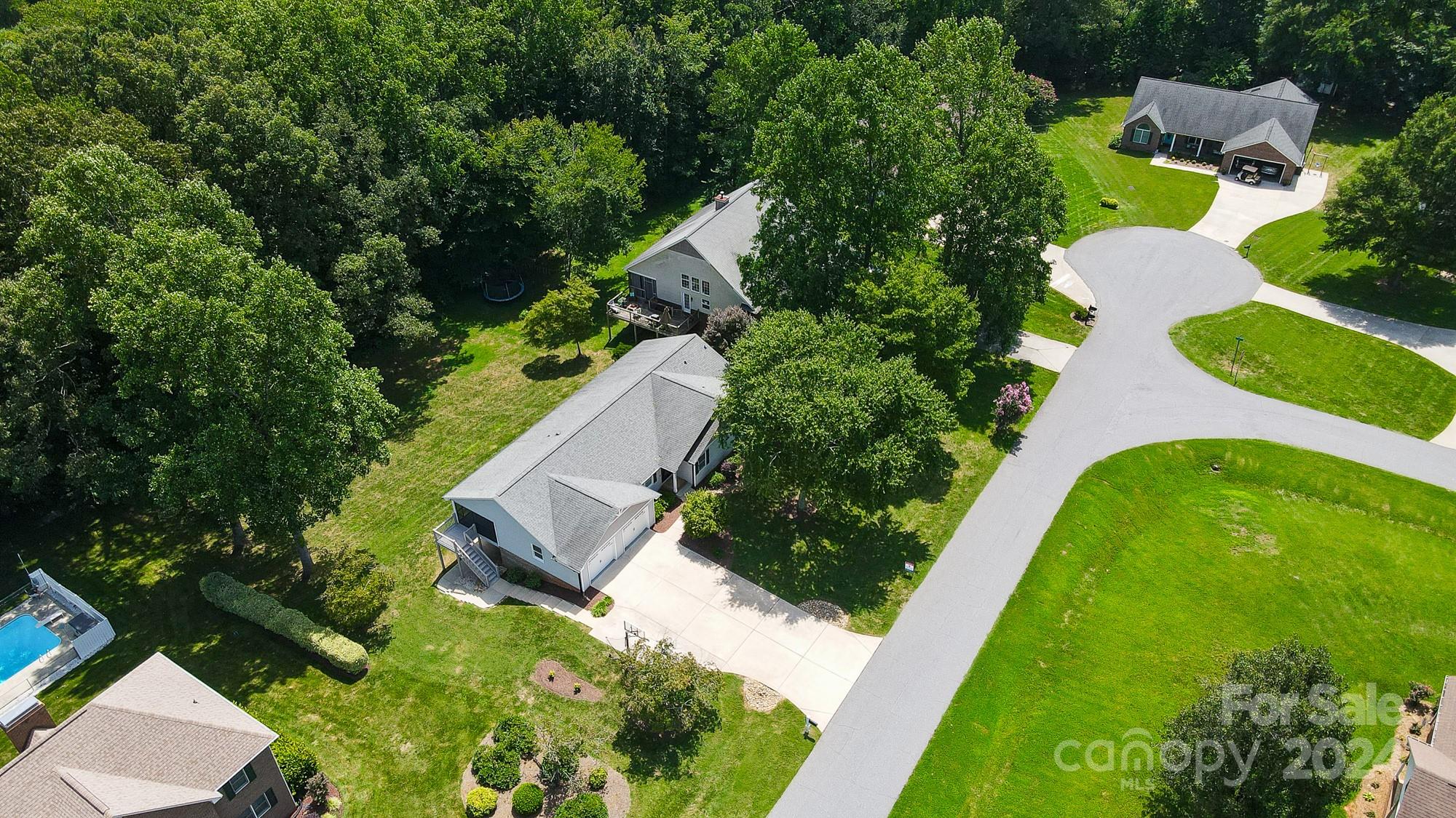 Lincoln Forest - Residential