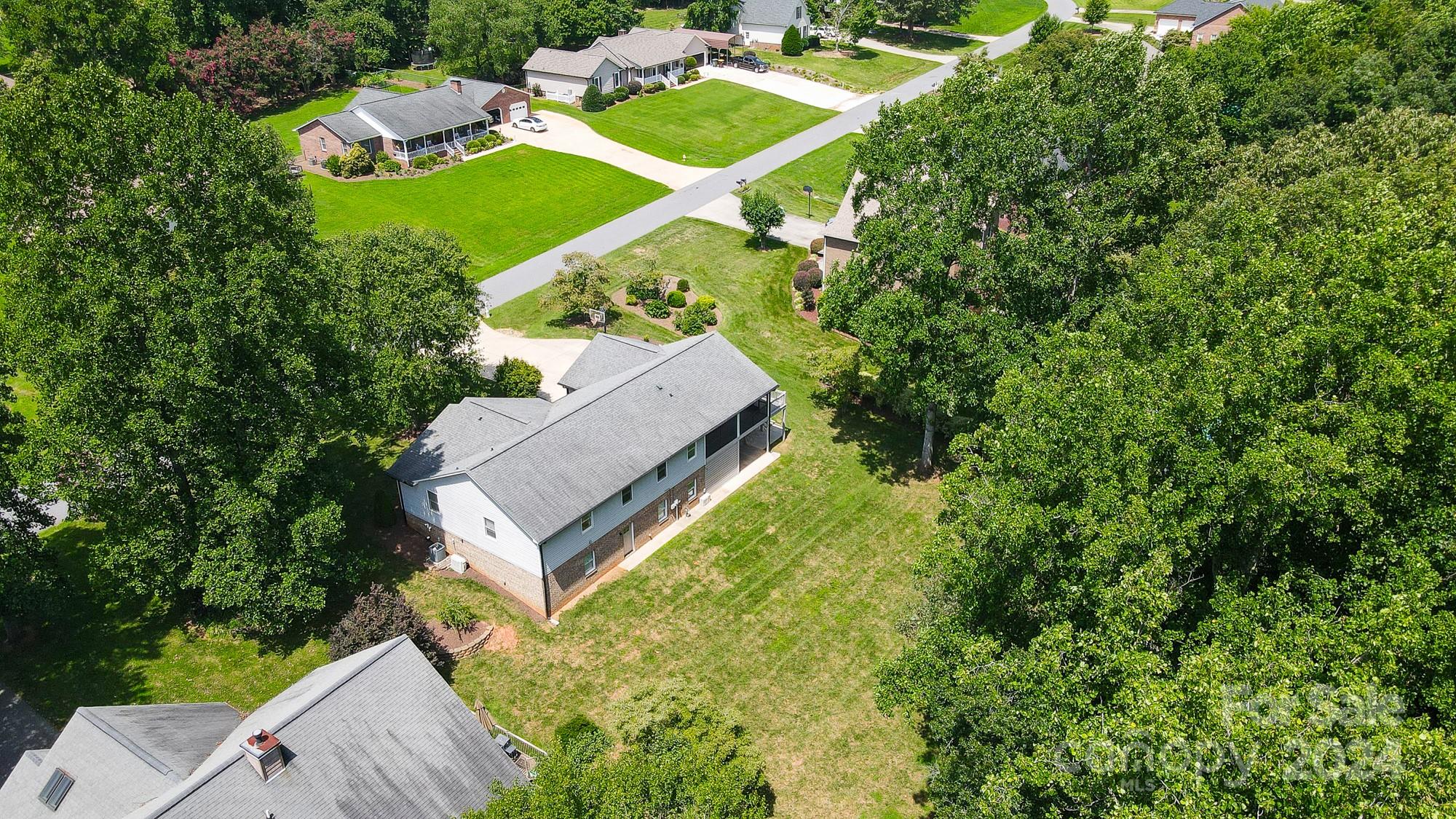 Lincoln Forest - Residential