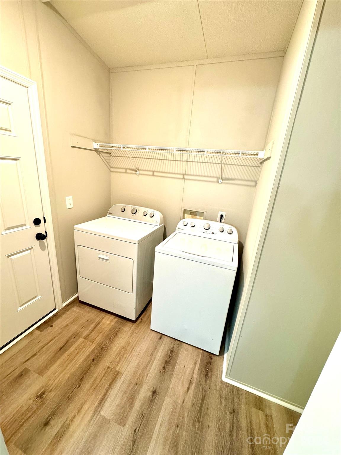 Mount Anderson - Residential