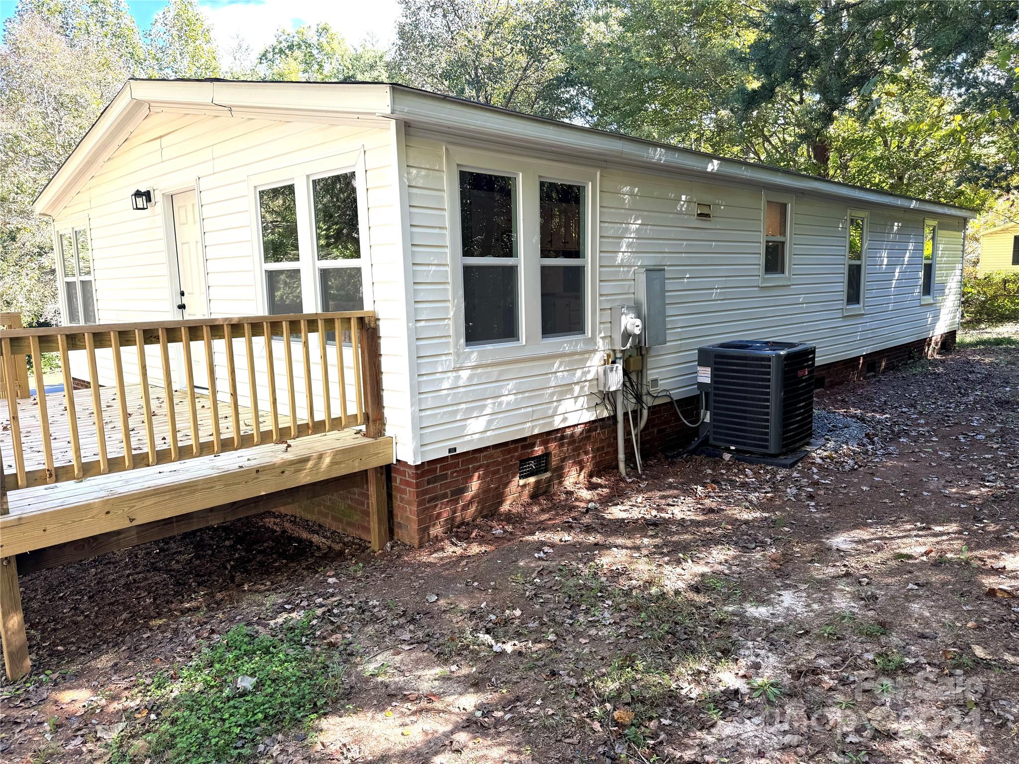 Mount Anderson - Residential